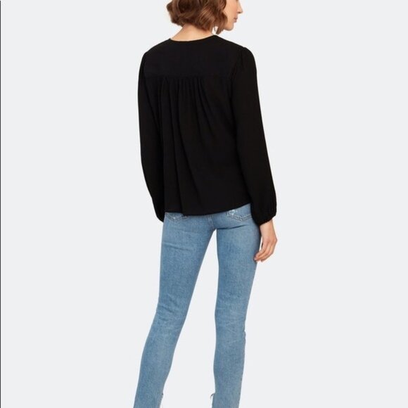 🎁  Free People Check On It Wrap Top - Picture 3 of 8